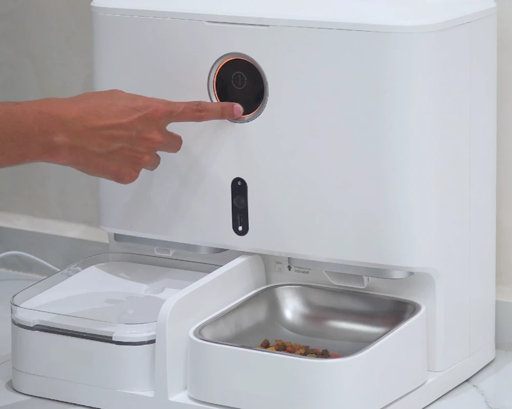 pet food and water dispenser